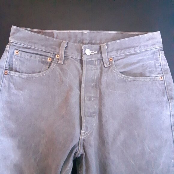 Levi Strauss 501 Straight Fit SZ 32x32 Light Grey Button Up Jeans - Picture 4 of 15